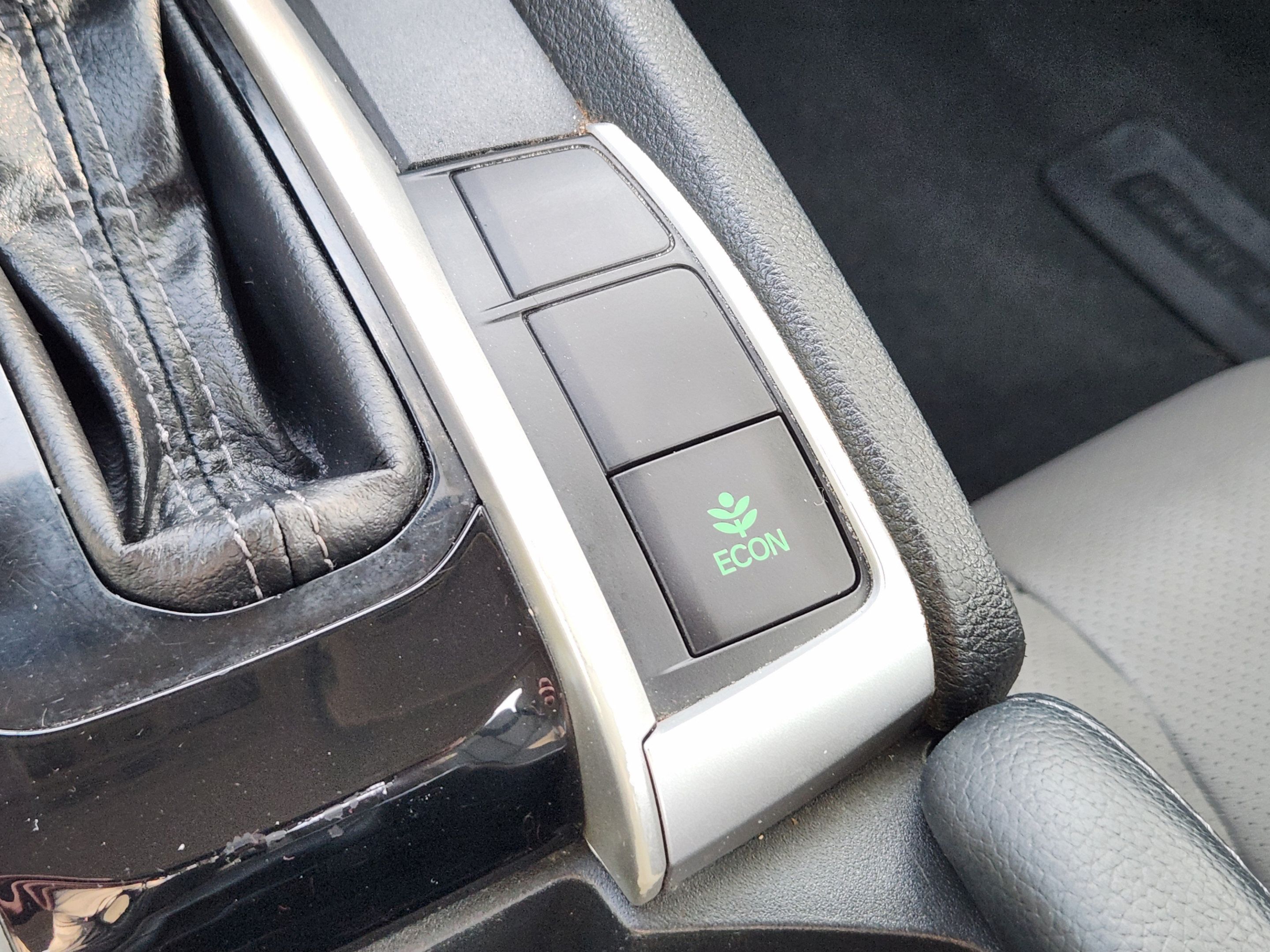 Used 2020 Honda Civic EX-L image 14