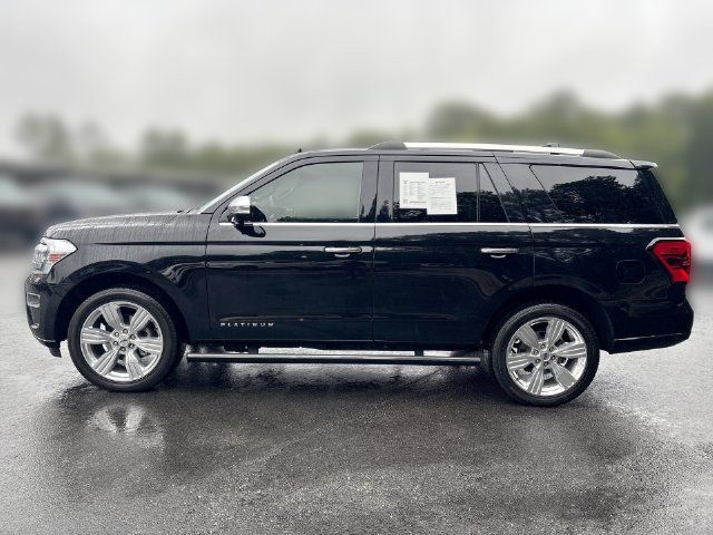 Certified 2024 Ford Expedition Platinum AWD/4WD image 5