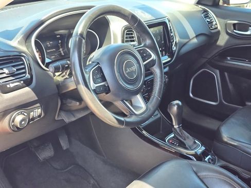 Used 2019 Jeep Compass Limited image 12