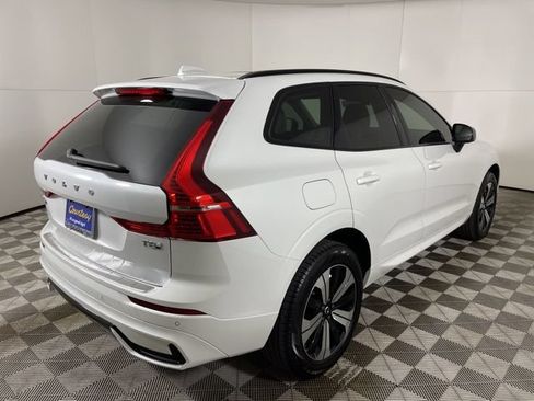 Certified 2025 Volvo XC60 T8 Core w/ Protection Package Premier AWD/4WD image 12