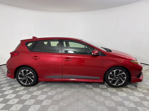 Used 2016 Scion iM image 4