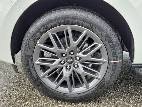New 2026 Ford Expedition Max Platinum w/ Stealth Appearance Package AWD/4WD image 6