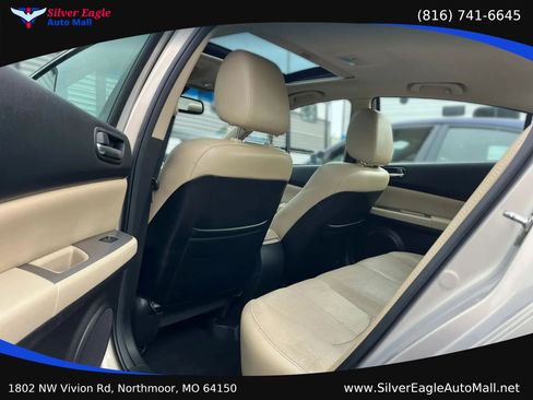 Used 2009 MAZDA MAZDA6 i Grand Touring w/ Moonroof & Bose Pkg FWD image 10