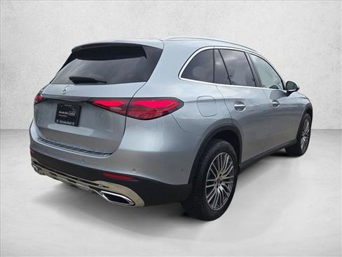 Used 2026 Mercedes-Benz GLC 300 image 5