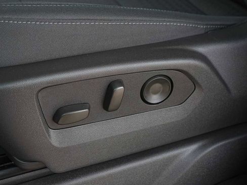 Used 2025 Chevrolet Silverado 1500 Custom RWD image 12