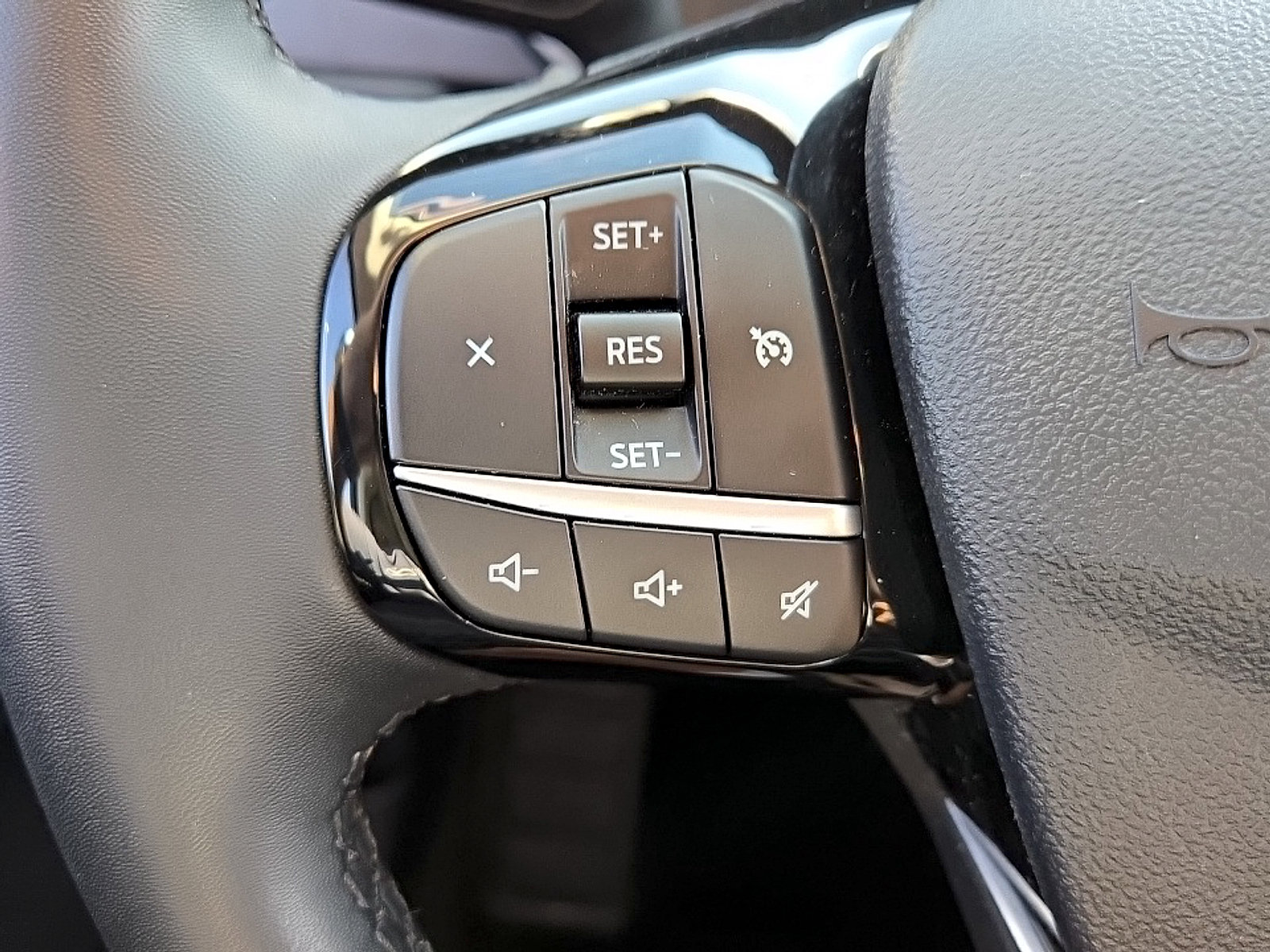 Used 2022 Ford Escape SE w/ Convenience Package AWD/4WD image 13