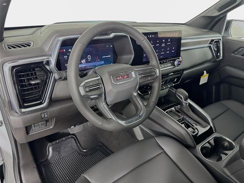New 2026 GMC Canyon Elevation w/ Convenience Package RWD image 9