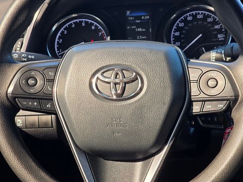 Used 2020 Toyota Camry LE image 15