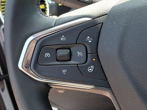 Used 2026 Chevrolet Trax LT w/ Driver Confidence Package FWD image 17