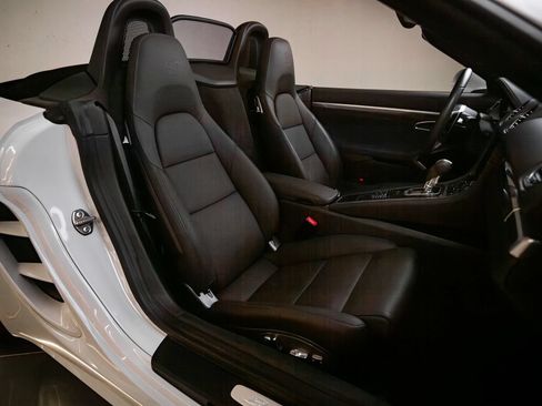 Used 2023 Porsche 718 Boxster S RWD image 26