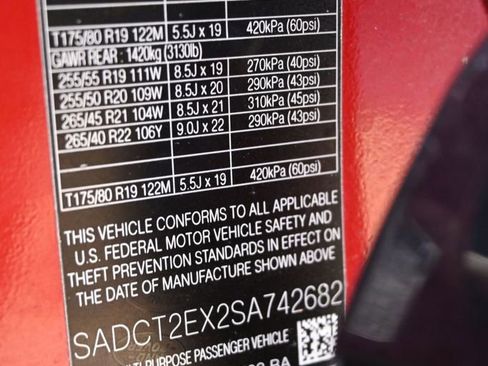 Used 2025 Jaguar F-PACE R-Dynamic S image 41