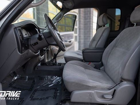 Used 2004 Toyota Tacoma 4x4 Xtracab V6 image 18