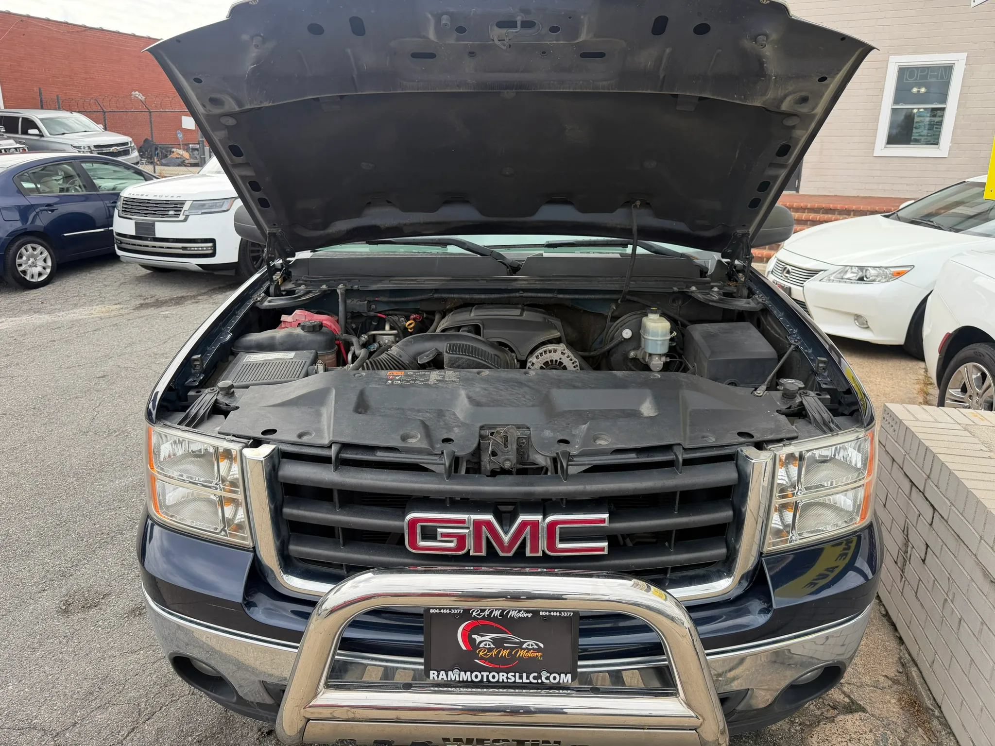 Used 2008 GMC Sierra 1500 SLE w/ Power Pack Plus AWD/4WD image 28