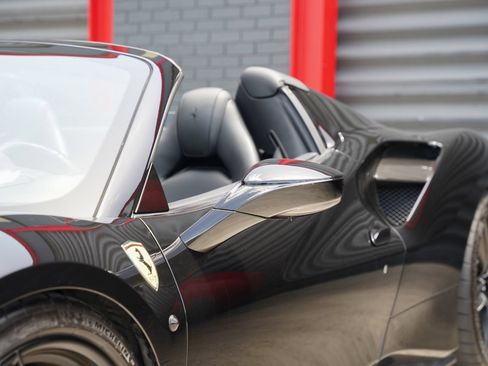 Used 2016 Ferrari 488 Spider RWD image 14