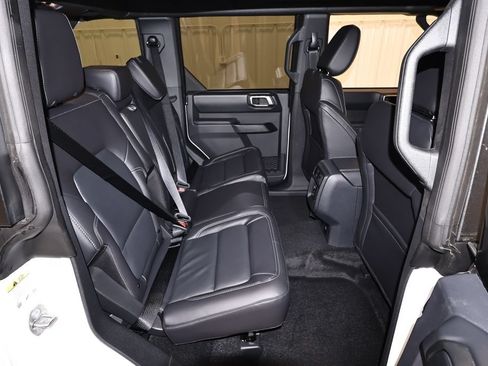 New 2026 Ford Bronco Outer Banks AWD/4WD image 15
