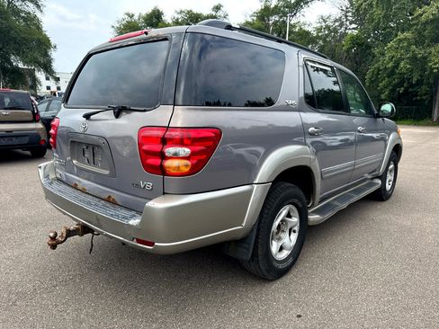 Used 2001 Toyota Sequoia SR5 image 5