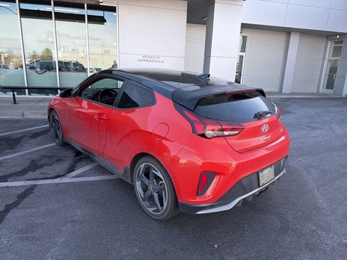 Used 2019 Hyundai Veloster Turbo Ultimate image 4