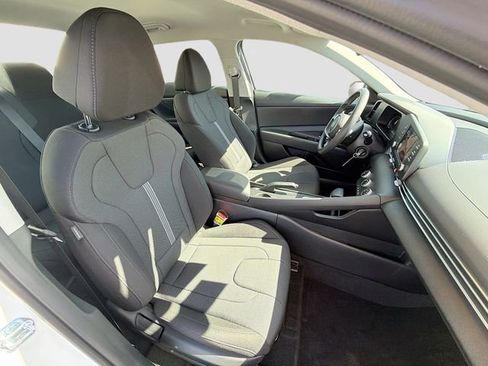 New 2026 Hyundai Elantra SE w/ Cargo Package image 25