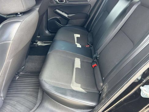 Used 2023 Honda Civic Sport image 17