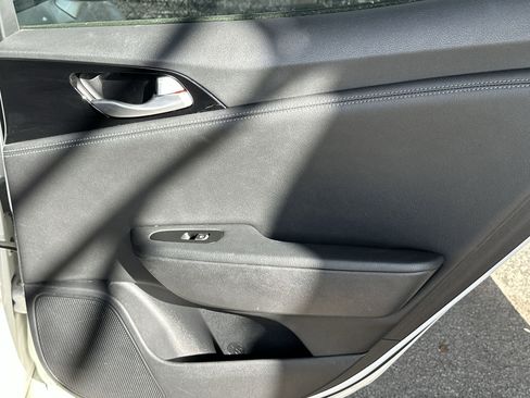 Used 2019 Kia Stinger image 27