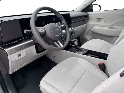 New 2026 Hyundai Kona SE image 14