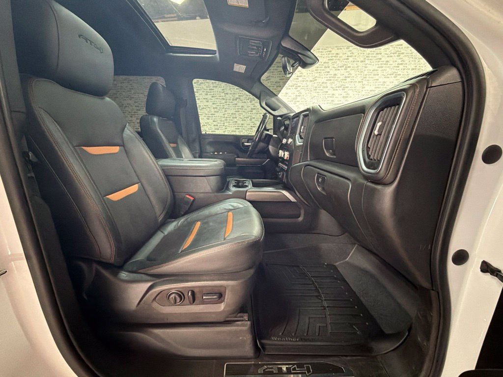 Used 2021 GMC Sierra 2500 AT4 w/ AT4 Premium Plus Package AWD/4WD image 11