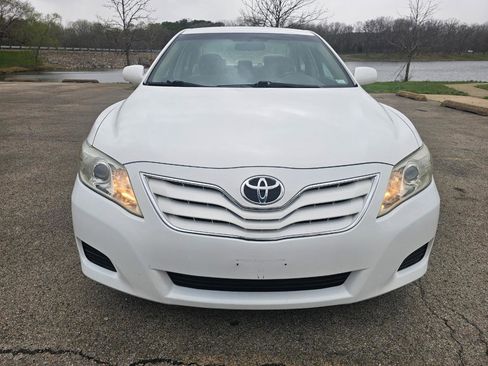 Used 2011 Toyota Camry LE w/ LE Extra-Value Pkg image 13