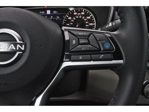 Certified 2024 Nissan Altima 2.5 SV w/ SV Premium Package FWD image 19