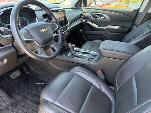 Used 2018 Chevrolet Traverse Premier w/ Redline Edition FWD image 19