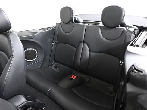 Used 2015 MINI Cooper S image 35