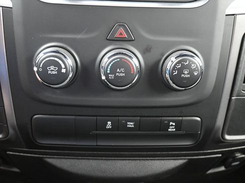 Used 2024 RAM 1500 Warlock AWD/4WD image 13