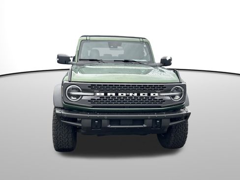 Used 2022 Ford Bronco Badlands image 9