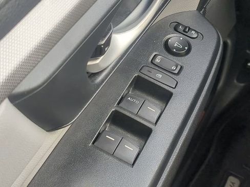 Used 2020 Honda CR-V LX image 24