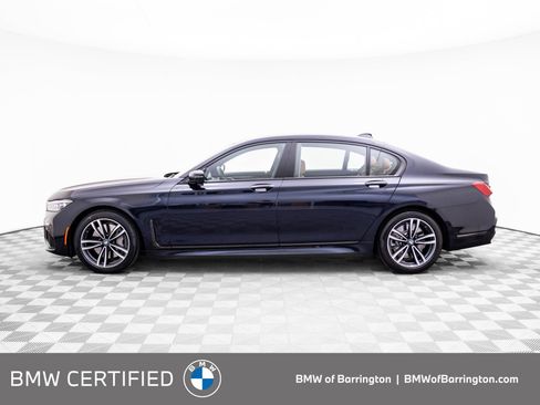 Certified 2022 BMW 750i xDrive w/ Executive Package image 2