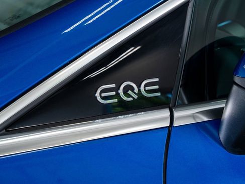 Used 2023 Mercedes-Benz EQE 350+ 4MATIC Sedan w/ Exclusive Trim Package image 23