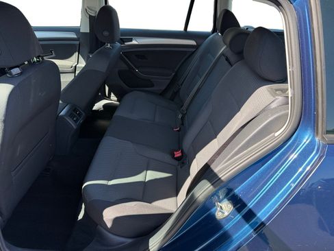 Used 2017 Volkswagen Golf S FWD image 16