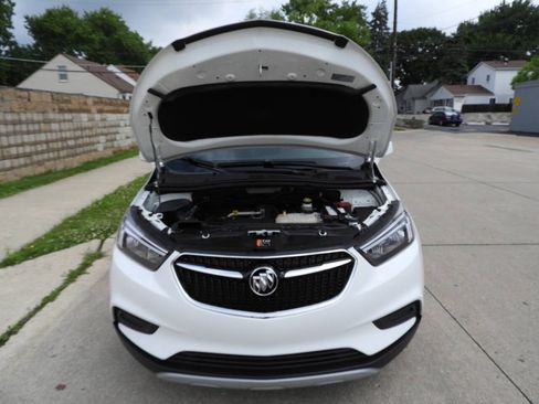 Used 2021 Buick Encore Preferred AWD/4WD image 43