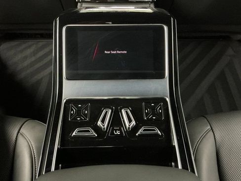 Used 2023 Audi S8 AWD/4WD image 15