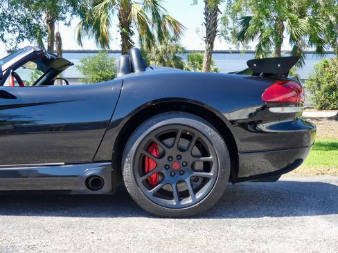 Used 2004 Dodge Viper SRT-10 image 34