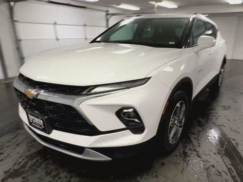 Certified 2023 Chevrolet Blazer LT w/ Convenience Package FWD image 4