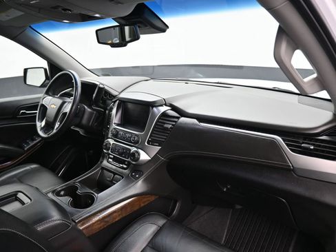 Used 2019 Chevrolet Tahoe LT w/ Luxury Package image 50