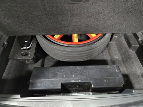 Used 2021 Porsche Macan S image 48