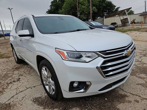 Used 2018 Chevrolet Traverse High Country AWD/4WD image 2