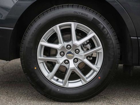 Used 2022 Chevrolet Equinox LT image 11