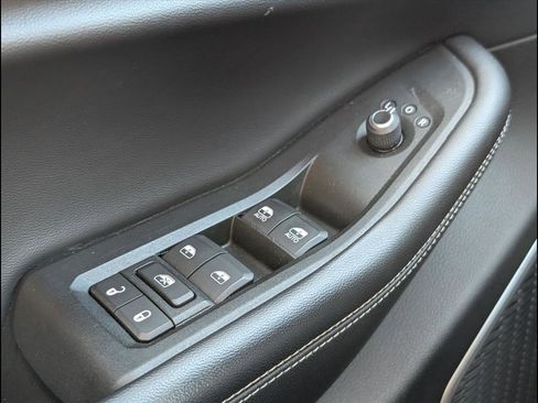 Used 2021 Jeep Grand Cherokee L Limited image 23