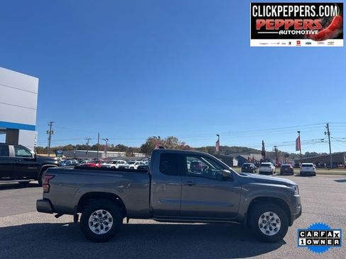 Used 2024 Nissan Frontier SV w/ Technology Package image 7