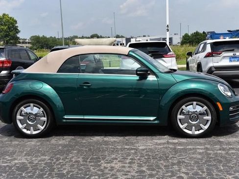 Used 2017 Volkswagen Beetle 1.8T SEL FWD image 5