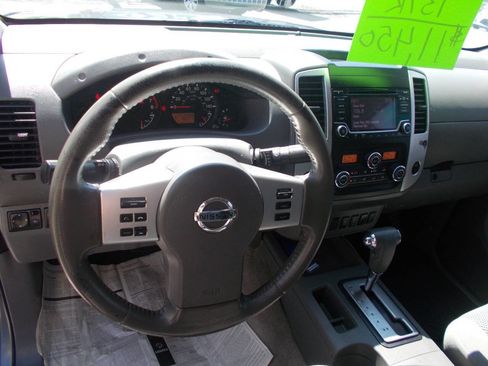 Used 2018 Nissan Frontier SV w/ Value Truck Package image 6