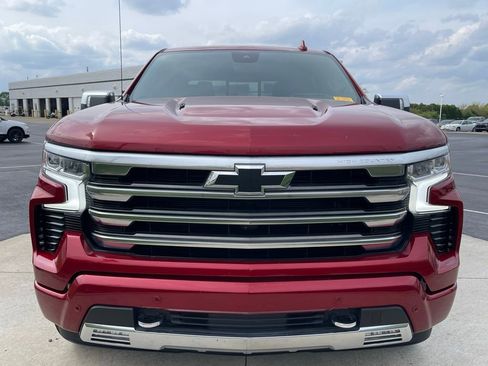 Used 2024 Chevrolet Silverado 1500 High Country image 2