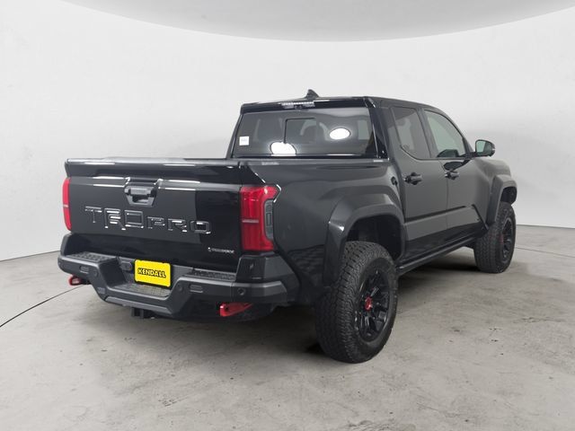 Used 2025 Toyota Tacoma TRD Pro AWD/4WD image 5